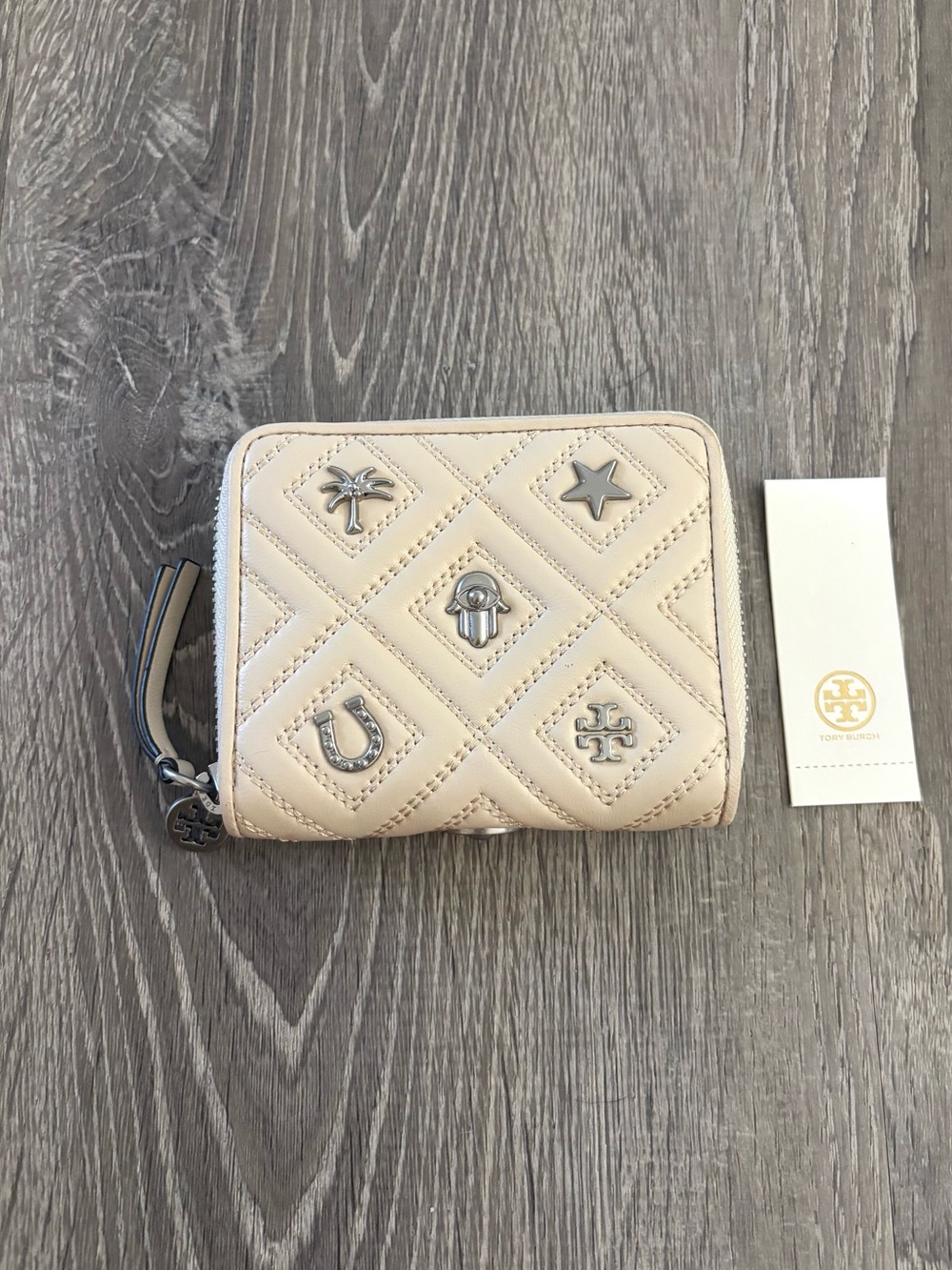 NWT Tory Burch Fleming Charm Medium Wallet